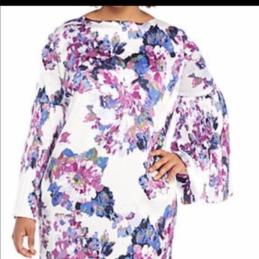 Limited bell sleeve floral dress-NWT